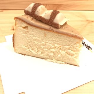 Cheesecake con nutella y kinder blanco