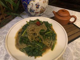 j3 გამჭირვალე ბრინჯის ლაფშა ისპანახით