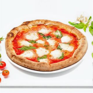 Пица Маргарита по оригинална рецепта (600г)