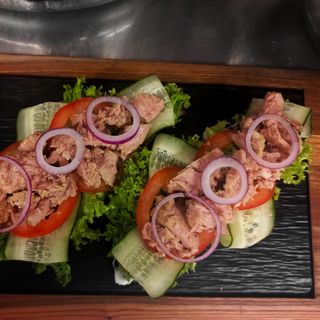 SENDVIC sa tunjevinom