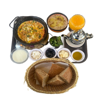 Petit Déjeuner Dar Al Ajban