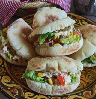 Petit Pain Chich Kabeb