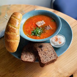 Борщ зі свининою (420г)