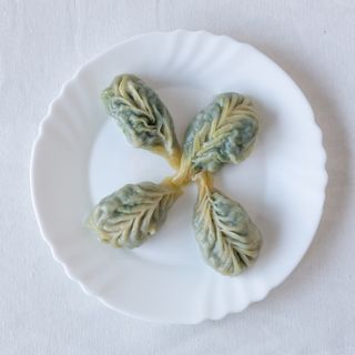 9 Ravioli con verdure(4 pezzi ) 