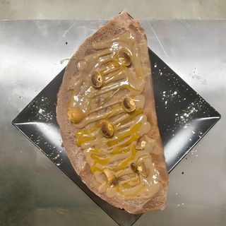 Clatite cu caramel si toffifee