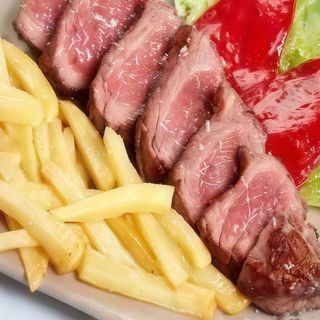 Entrecot De Ternera Con Guarnición Variada (325 G.)