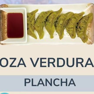29. Gyoza Vegetal Plancha