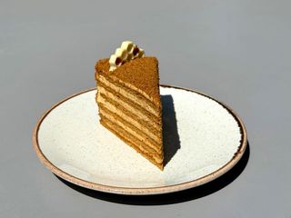 Медівник карамельний