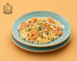 Tagliatelle Alfredo cu creveti