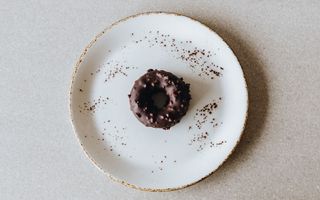 Donaked Almendrado (Chocolate)