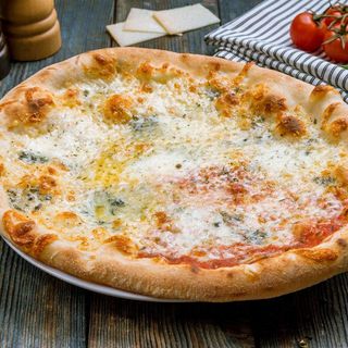 Pizza 4 Quesos (27 Cm. A 30 Cm.)