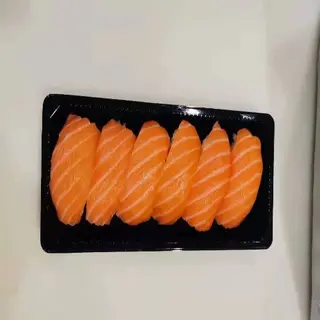 Nigiri De Salmón (6 Uds.)