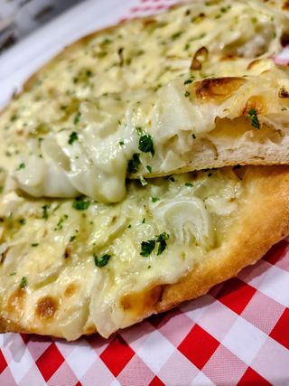 Fugazzeta De Chorizo Ibérico (30 Cm.)