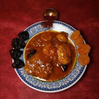 25. Khoreshe Alú
