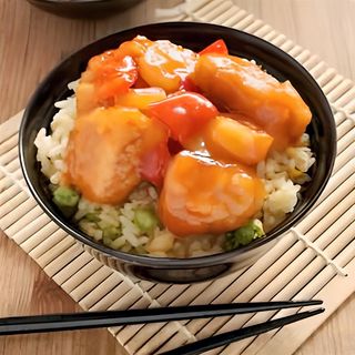 Poulet Laqué à la Sauce Piquante