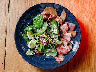 Салат з качиною грудинкою (210g)