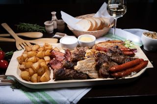 Platou mix grill - 4 persoane