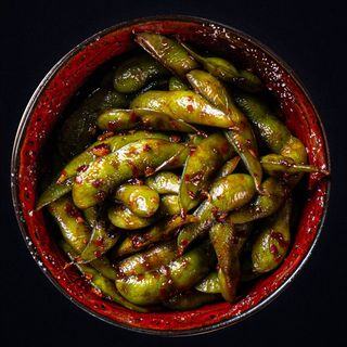 Edamame picante