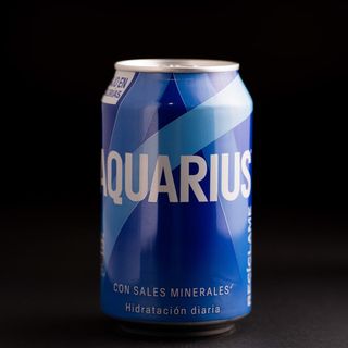 Aquarius de Limón lata