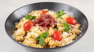 Pasta sa pršutom i vrganjem