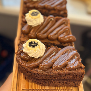 Brownie Con Dulce De Leche Por Encima