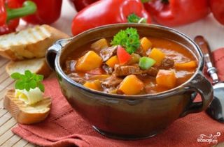 Бограч в казані на вогні (300г) (Гостра страва )