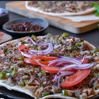 Lahmacun De Atún