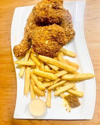 Poulet Pané + Frites