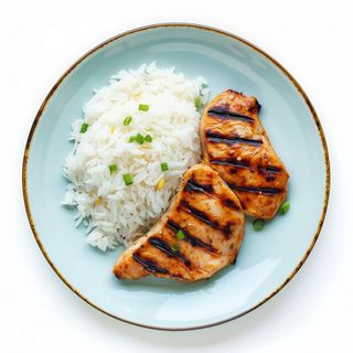 Plato De Pollo Con Arroz