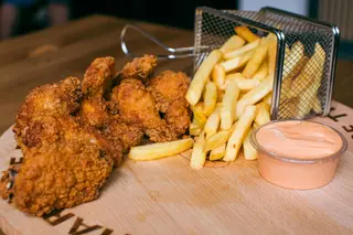 Box 7 crispy wings
