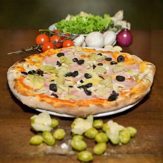 Pizza Capriciosa  Ø32cm