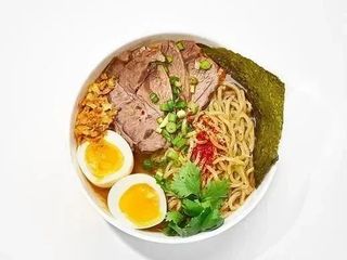 Рамен з яловичиною (300g)