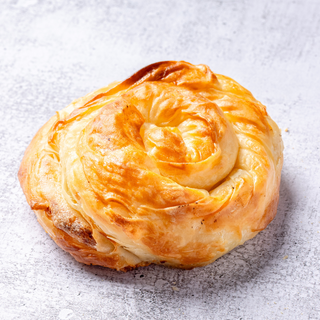 Bakina pita sa sirom 150g