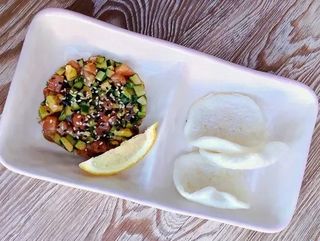 ТАР-ТАР З ЛОСОСЕМ ТА АВОКАДО (115g)