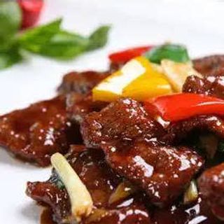 Ternera Con Salsa Picante