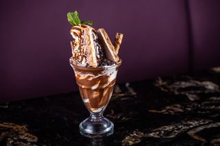 Snickers Sundae