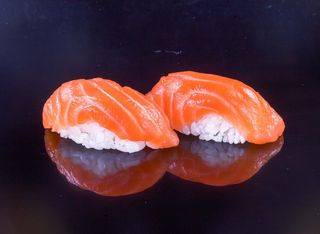 Нигири Сьомга (80г)