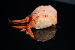 124. Nigiri/sashimi amaebi