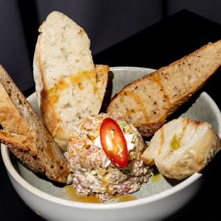 Тартар з тунця 