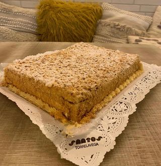 Tarta de hojaldre de Torrelavega (porción)