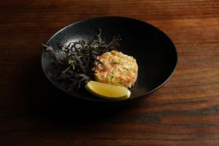 Тартар з лососем (120г)