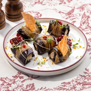 ბადრიჯანი ნიგვზით