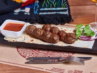 Люля-кебаб зі свинини та яловичини (200/50/30g)