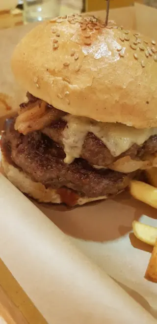 Doppio CheeseBurger Easy