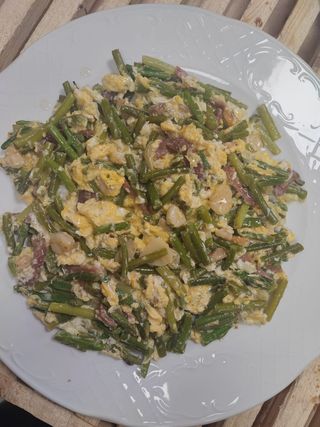 Revuelto Mar Y Montaña