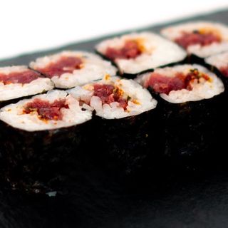 Maki Spicy De Atún (8 Uds.)