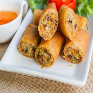 Plato de rollo primavera