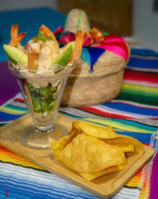 Coctel De Langostinos Con Salsa De Chipotle