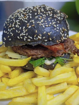 Hambúrguer Especial Mansão com Batata Frita