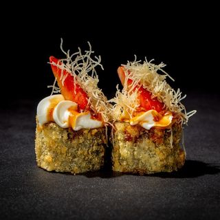 79. Fried hosomaki strawberry  4 pezzi